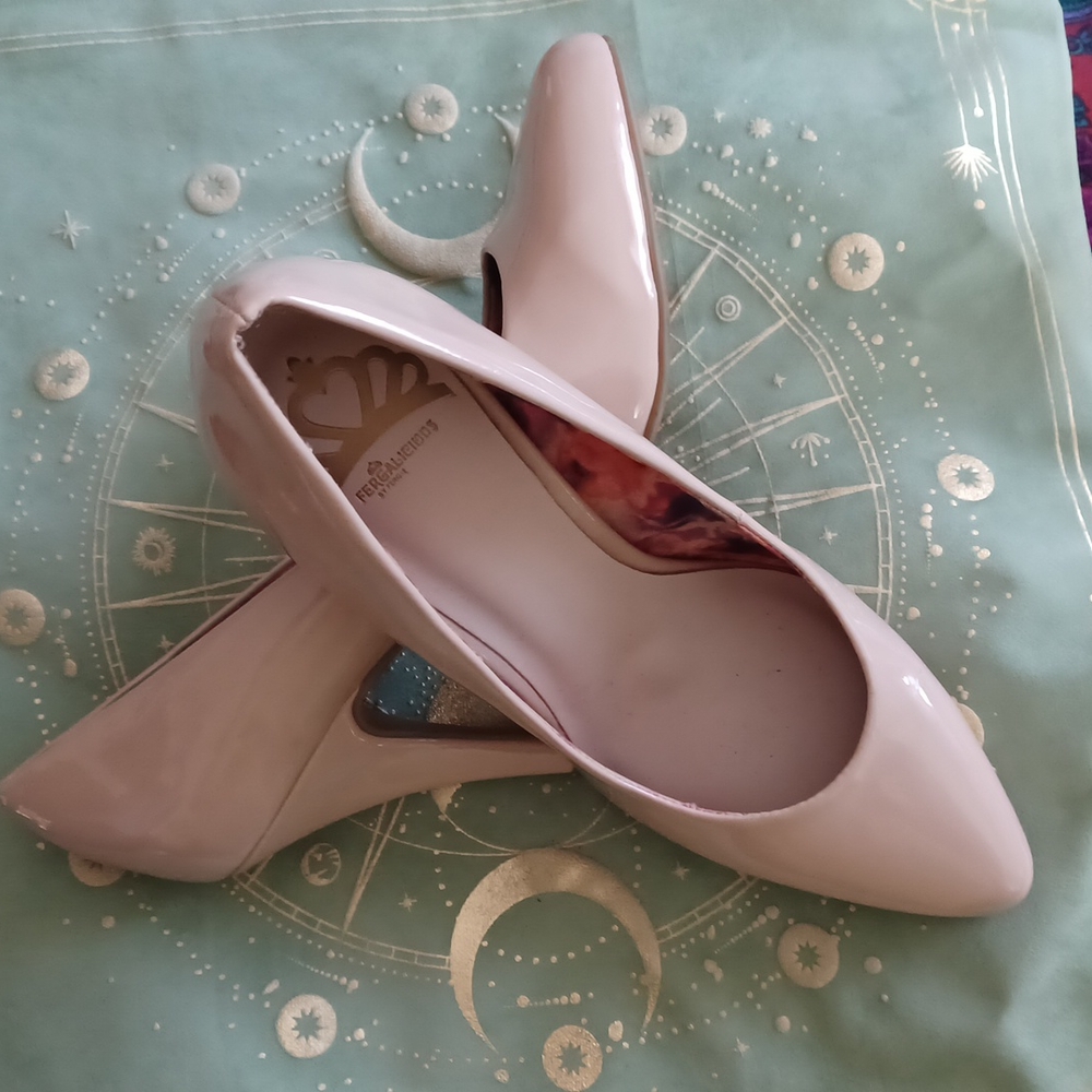 SHOES....NEW